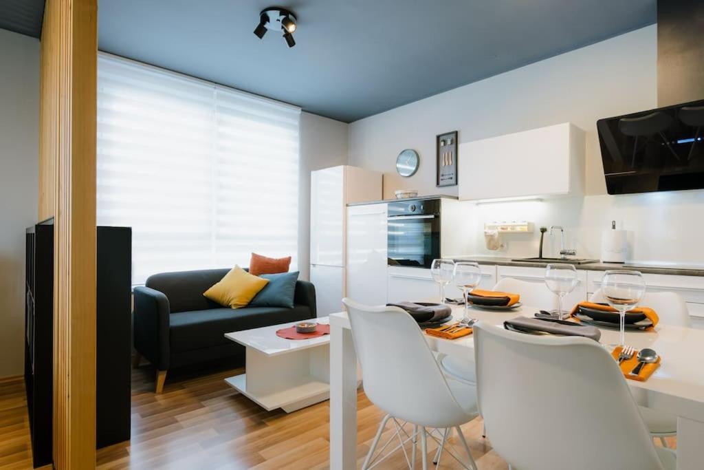 Cosy Apartment *